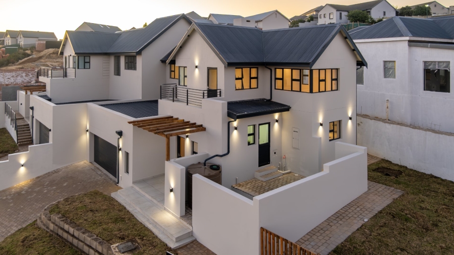3 Bedroom Property for Sale in Blue Mountain Village Western Cape